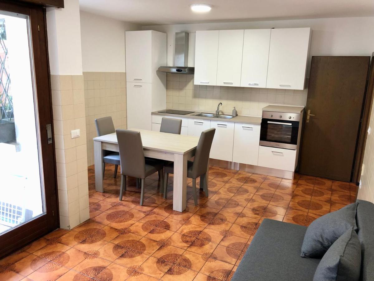Appartamento Giusy Riva del Garda Exterior foto
